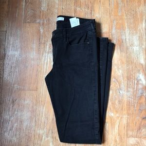 Skinny black jeans
